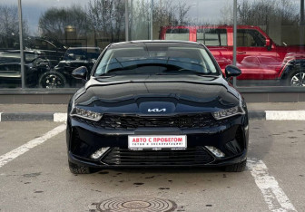 Подержанный автомобиль Kia K5 2024 года (2 фото)