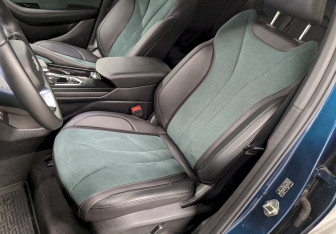 Подержанный автомобиль Geely Monjaro 2024 года (14 фото)