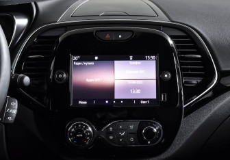 Подержанный автомобиль Renault Kaptur 2021 года (12 фото)