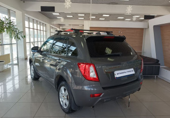 Подержанный автомобиль Lifan X60 2014 года (7 фото)