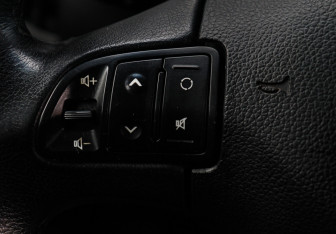 Подержанный автомобиль Kia Sportage 2012 года (21 фото)