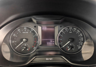 Подержанный автомобиль Skoda Octavia Liftback 2014 года (14 фото)