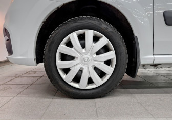 Подержанный автомобиль LADA (ВАЗ) Largus Wagon 2021 года (19 фото)