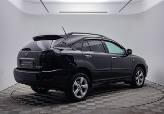 Подержанный автомобиль Lexus RX 2007 года (5 фото)