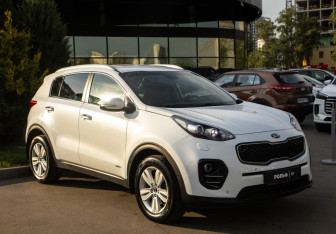 Подержанный автомобиль Kia Sportage 2016 года (2 фото)