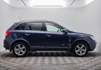 Подержанный автомобиль Opel Antara 2008 года (6 фото)