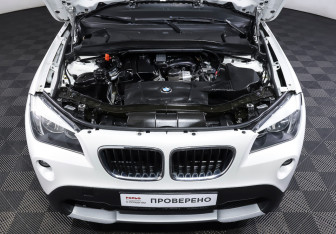 Подержанный автомобиль BMW X1 2011 года (9 фото)