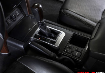 Подержанный автомобиль Toyota Land Cruiser Prado 2014 года (16 фото)