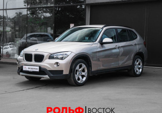 Подержанный автомобиль BMW X1 2014 года (1 фото)