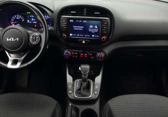 Подержанный автомобиль Kia Soul 2021 года (20 фото)