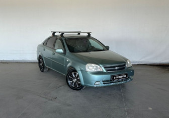 Подержанный автомобиль Chevrolet Lacetti Sedan 2007 года (3 фото)