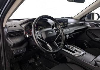 Подержанный автомобиль Haval Jolion 2022 года (15 фото)