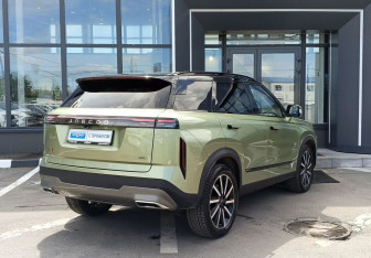 Подержанный автомобиль Jaecoo J7 2023 года (5 фото)