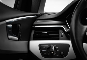 Подержанный автомобиль Audi A4 Sedan 2021 года (13 фото)