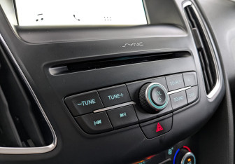 Подержанный автомобиль Ford Focus Wagon 2017 года (27 фото)