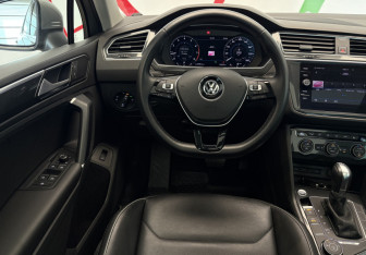 Подержанный автомобиль Volkswagen Tiguan 2018 года (12 фото)