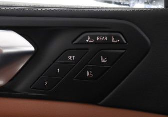 Новый BMW X7 2025 (20 фото)