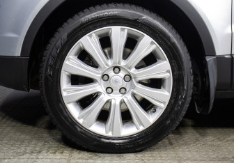 Подержанный автомобиль Land Rover Range Rover Evoque 2015 года (27 фото)