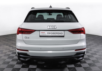 Подержанный автомобиль Audi Q3 2019 года (6 фото)