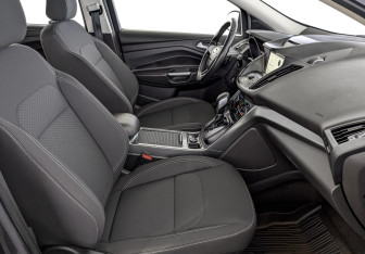 Подержанный автомобиль Ford Kuga 2018 года (24 фото)