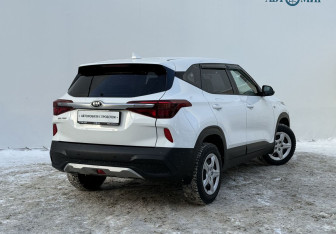Подержанный автомобиль Kia Seltos 2020 года (5 фото)