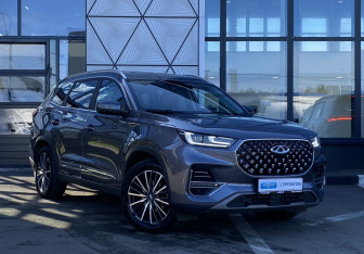 Подержанный автомобиль Chery Tiggo 8 Pro 2022 года (3 фото)