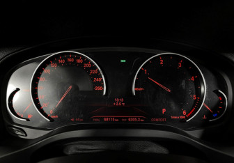 Подержанный автомобиль BMW X3 2018 года (13 фото)