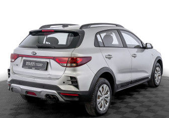 Подержанный автомобиль Kia Rio Hatchback 2021 года (5 фото)