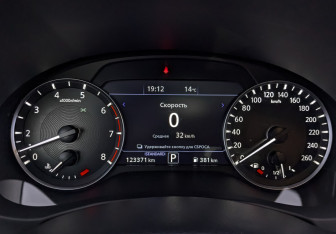 Подержанный автомобиль Infiniti QX50 2021 года (16 фото)