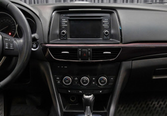 Подержанный автомобиль Mazda 6 Sedan 2014 года (15 фото)