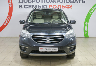 Подержанный автомобиль Renault Koleos 2012 года (2 фото)