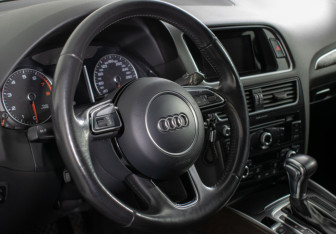 Подержанный автомобиль Audi Q5 2016 года (13 фото)