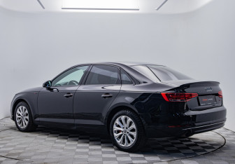 Подержанный автомобиль Audi A4 Sedan 2016 года (3 фото)