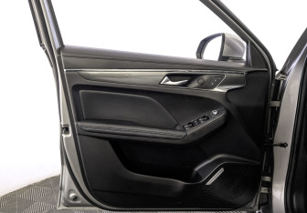 Подержанный автомобиль Haval Jolion 2021 года (19 фото)