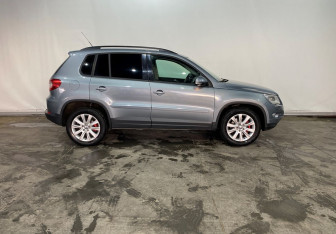 Подержанный автомобиль Volkswagen Tiguan 2008 года (4 фото)