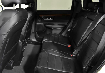 Подержанный автомобиль Honda CR-V 2019 года (19 фото)