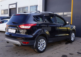 Подержанный автомобиль Ford Kuga 2016 года (8 фото)