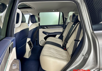 Подержанный автомобиль Tank 500 2023 года (10 фото)