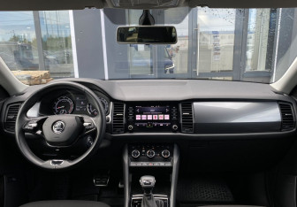 Подержанный автомобиль Skoda Kodiaq 2021 года (12 фото)