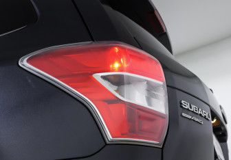 Подержанный автомобиль Subaru Forester Suv 2013 года (20 фото)