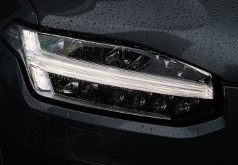 Подержанный автомобиль Volvo XC90 2019 года (40 фото)