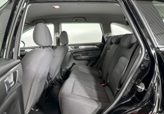 Подержанный автомобиль Haval M6 2023 года (10 фото)