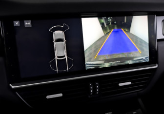 Подержанный автомобиль Porsche Cayenne 2019 года (28 фото)