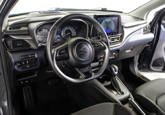 Подержанный автомобиль Suzuki Baleno Hatchback 2023 года (12 фото)