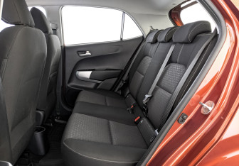 Подержанный автомобиль Kia Picanto 2018 года (17 фото)