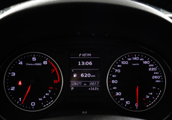 Подержанный автомобиль Audi A3 Sedan 2015 года (9 фото)
