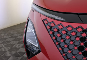 Подержанный автомобиль Omoda C5 2024 года (17 фото)