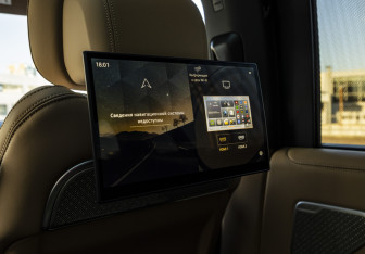 Подержанный автомобиль Land Rover Range Rover 2024 года (27 фото)