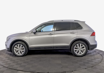 Подержанный автомобиль Volkswagen Tiguan 2019 года (8 фото)