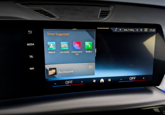 Подержанный автомобиль BMW X2 2024 года (29 фото)